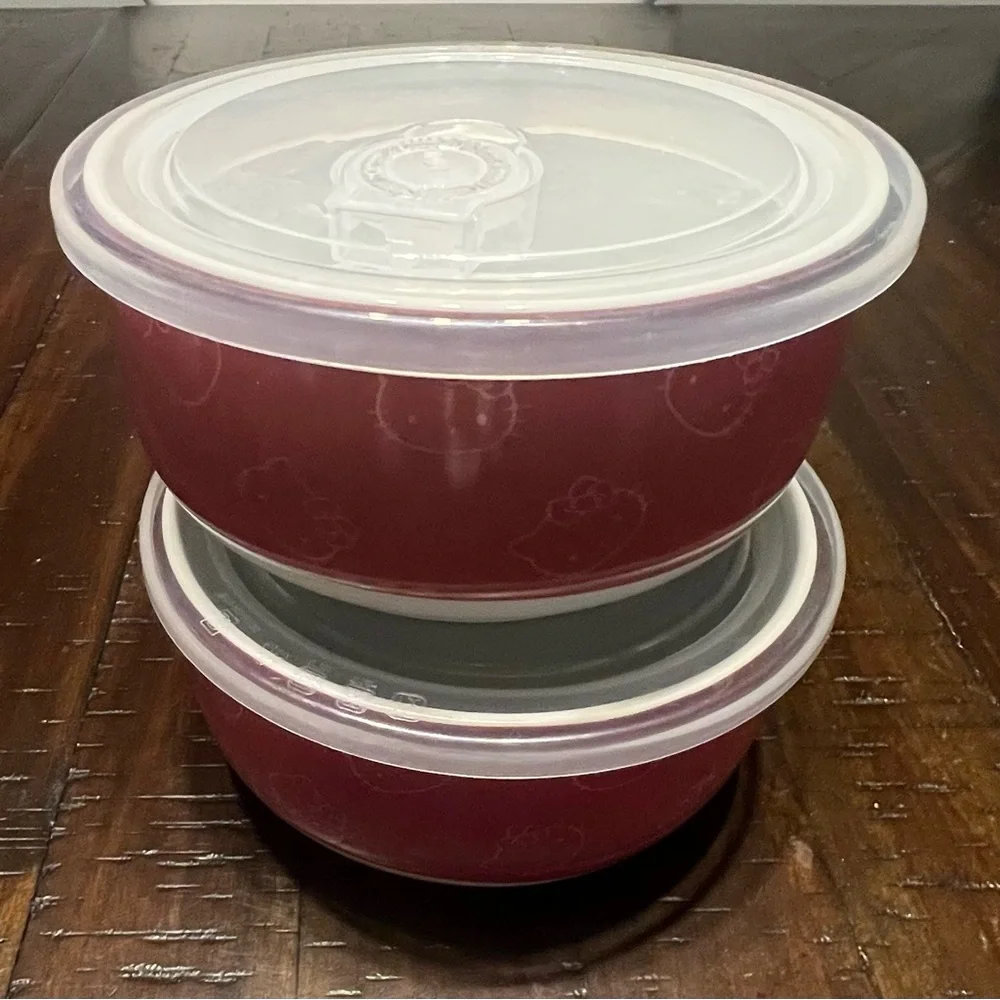 Hello Kitty Apple Jacks Nesting Bowls with Pressure Release Lids